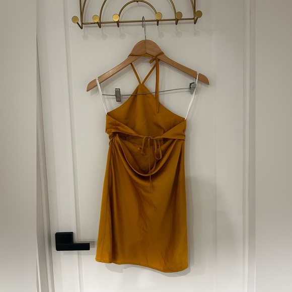 nwt REVOLVE “ Lovers & Friends” Teagan Mini Dress size XS - Picture 5 of 5